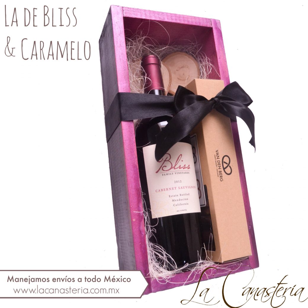 Arreglos de vino para regalos corporativos con diseño para mujer