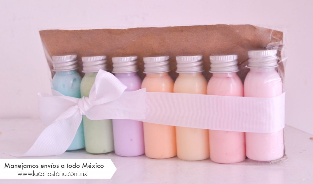 Hermoso kit de spa con cremas florales artesanales de La Canastería