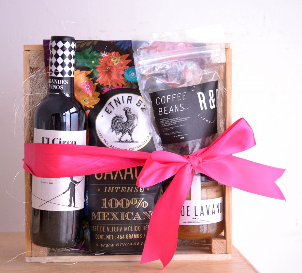 Cajas de regalo económicas con vino y productos mexicanos gourmet La Canastería