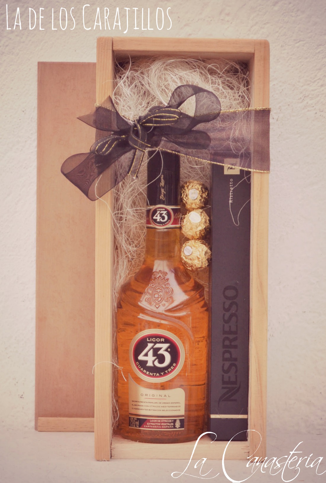 Arcones Navideños con Licor del 43 : La de Carajillos | La Canastería Blog