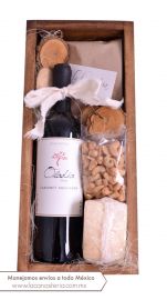 Caja de regalo con vino  la mejor opción para regalos navideños en empresas 