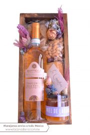 Cajas de regalo con bellísimos arreglos de vino para mujer con entrega a domicilio