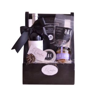 Arcones navideños 100% mexicanos con vino de L.A. Cetto, chocolates y café gourmet así como miel con notas de lavanda poblana