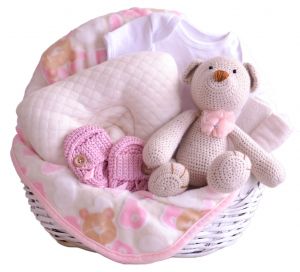 Canasta para niña recién nacida con osito de peluche