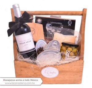 Canastas de regalo gourmet finas con vino y queso con productos gourmet y envío a todo México