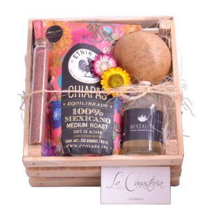 Cajas de Regalo con Mezcal 400 Conejos: Media Botella