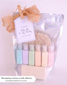 Divina bolsita de regalo que enamora a primera vista con cálido kit de spa! 