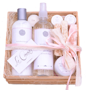 Lujoso y súper completo kit de spa para cuidado facial y corporal 