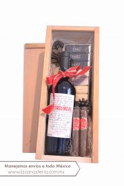 cajas de regalo navideñas, arcones navideños con vino, chocolates