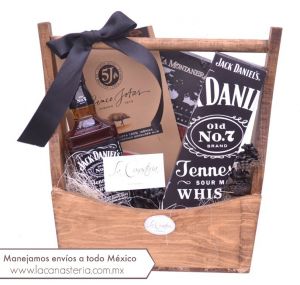 whiskey, jack daniel's, arcones con whiskey, arcones navideños