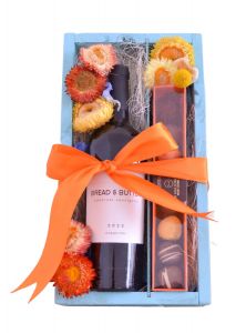 Arreglos flores con vino originales para mujer 
