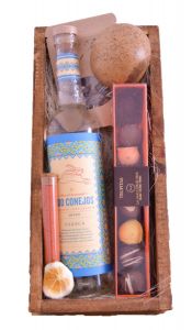 Cajas de regalo con mezcal 400 conejos