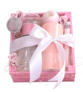 The Pink Tea Box: Bubble Bath