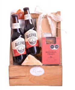 Canasta de regalo gourmet con cerveza: Allende Oscura