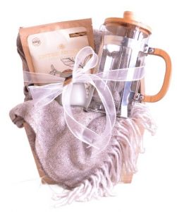 Canastas Navideñas con Cafetera Prensa Francesa y Frazada fina
