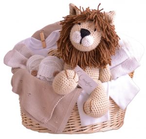 Canastas para bebé vintage con tesoros tejidos a mano como Mateo nuestro peluche de león 