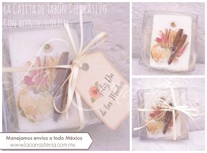 La Cajita de Jabón Colgante con Acentos Florales