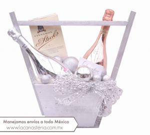 Canastas Navideñas Elegantes Para Mujer: Navidades de Plata Rosadas